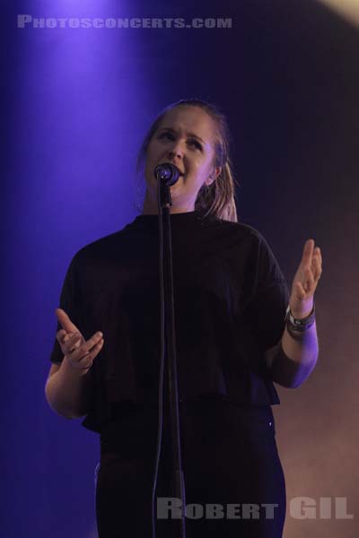 SIGRID - 2017-11-04 - PARIS - Grande Halle de La Villette - 